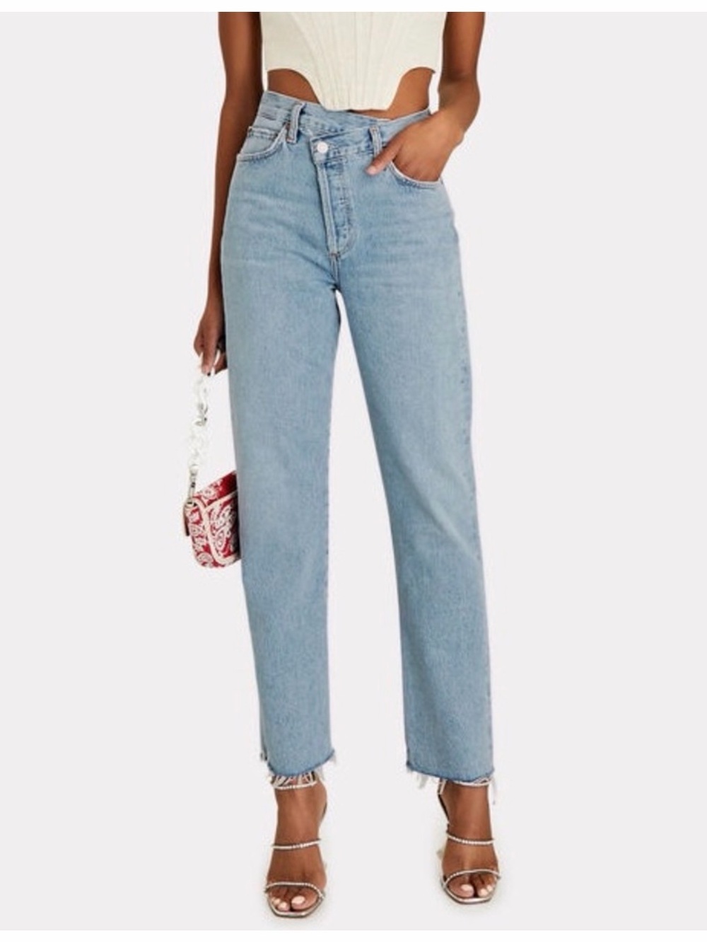 Agolde Criss Cross Raw Hem Light Wash
Assymetrical jeans